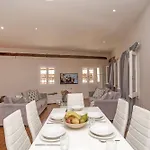 Guilford Loft Διαμέρισμα