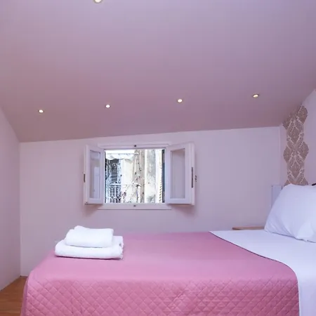 Guilford Loft Lägenhet Corfu (city)