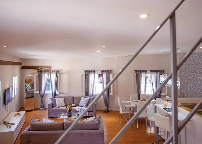 Lägenhet Guilford Loft *