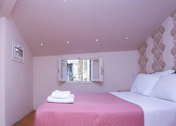 Guilford Loft Lägenhet Corfu (city)