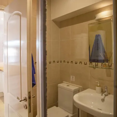 Guilford Loft Corfu (city)